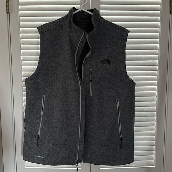 NWT Men’s North Face Windwall Vest Size L - Picture 1 of 5
